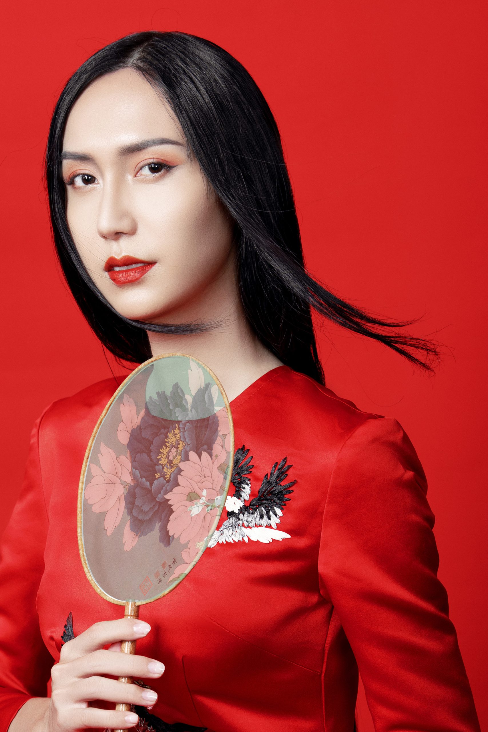 Cô Gái Đến Từ Bức Tranh