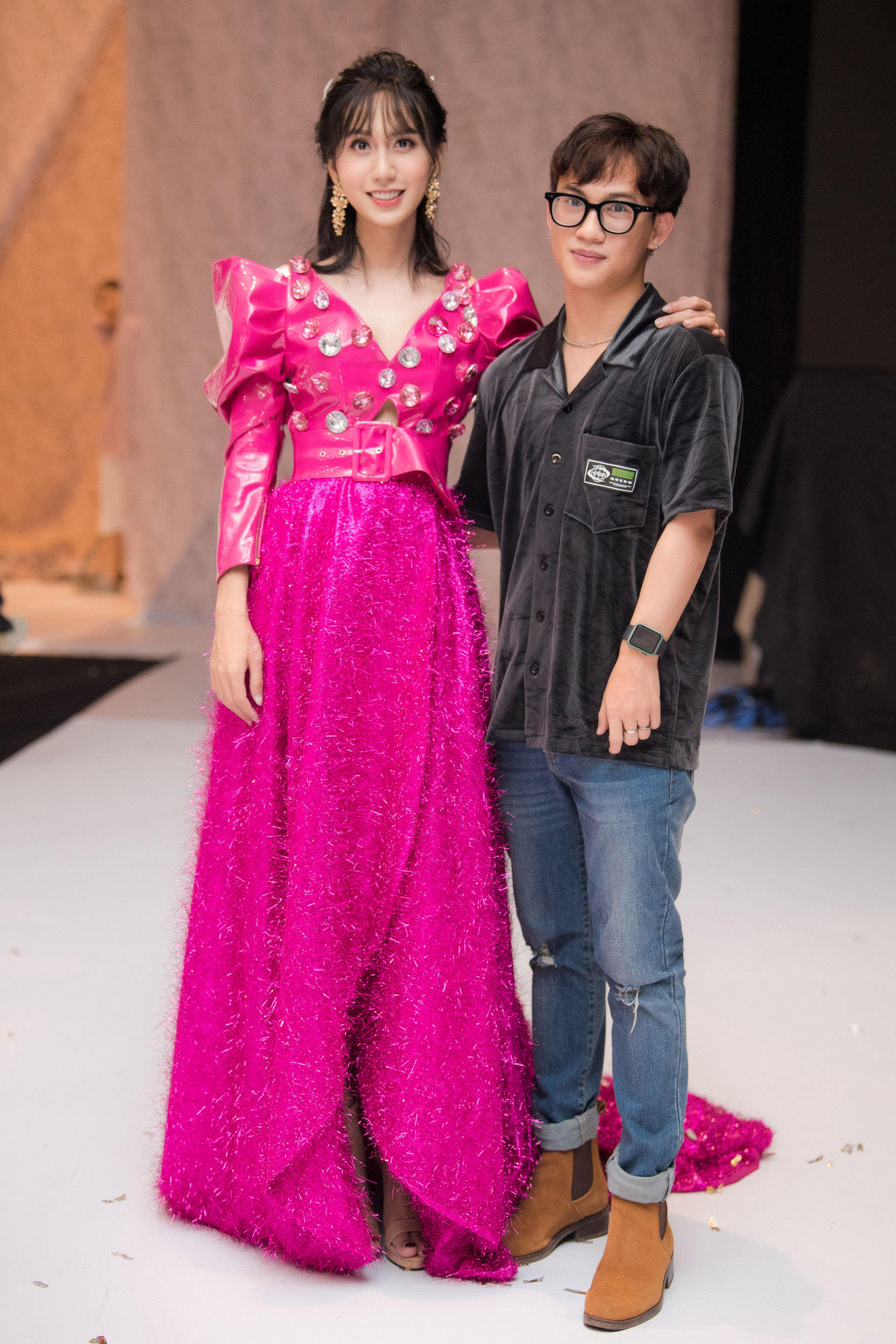 Lần Đầu Đi Catwalk