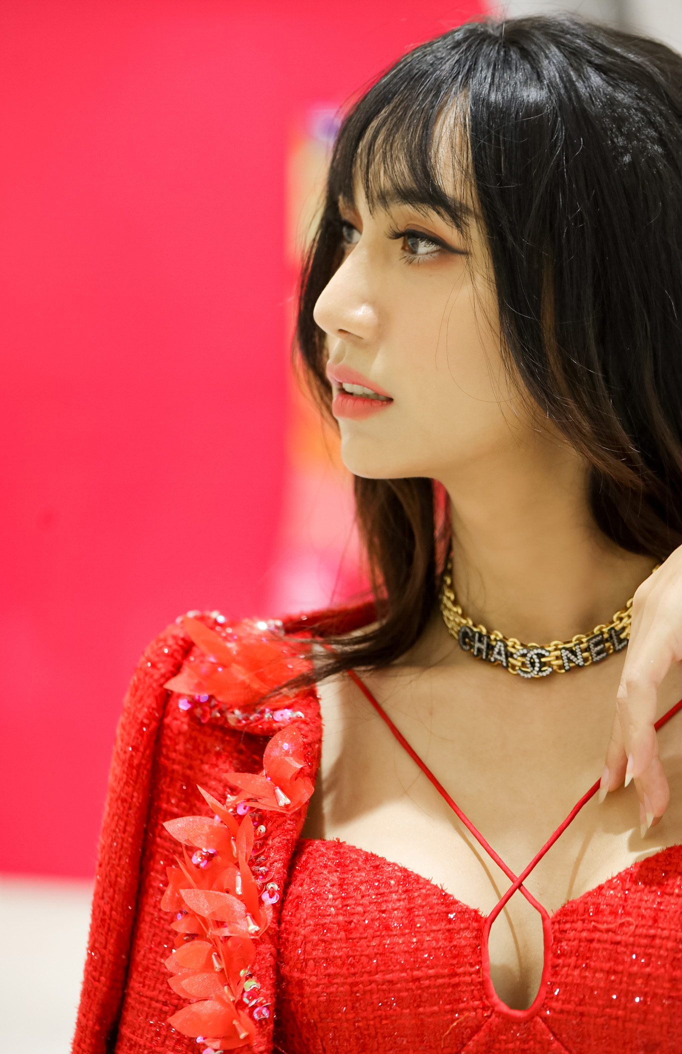 Váy Đỏ Ngây Thơ