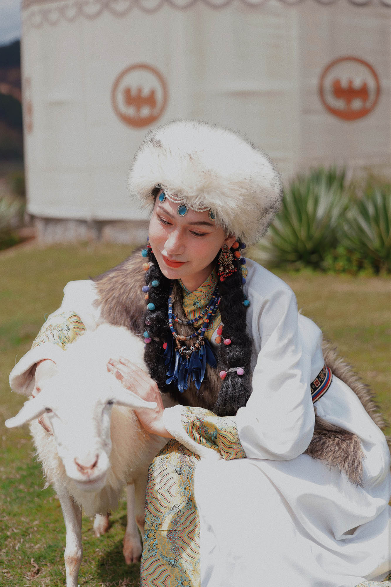 Cô Gái Mông Cổ