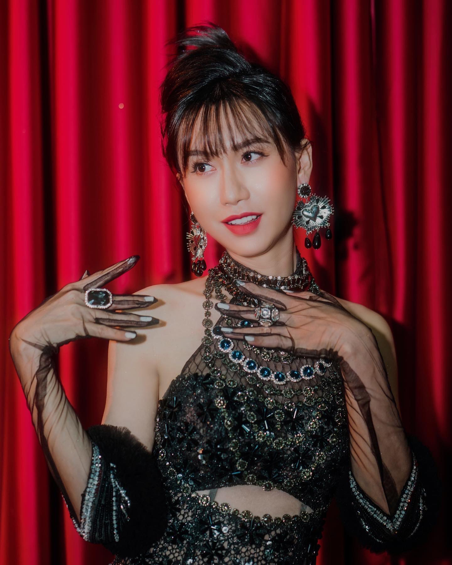 Dịu Dàng Đằm Thắm