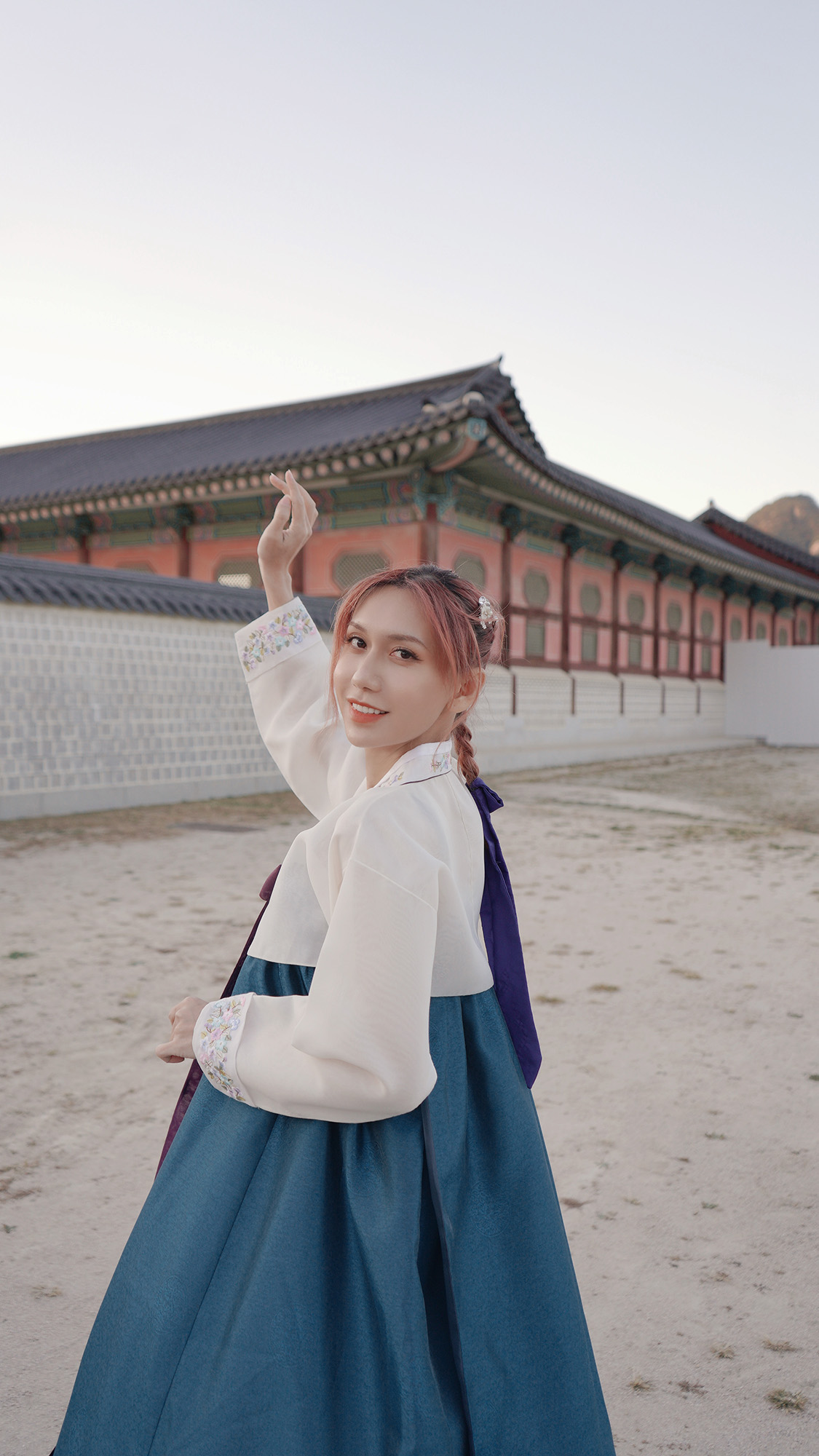 Dịu Dàng Với Hanbok
