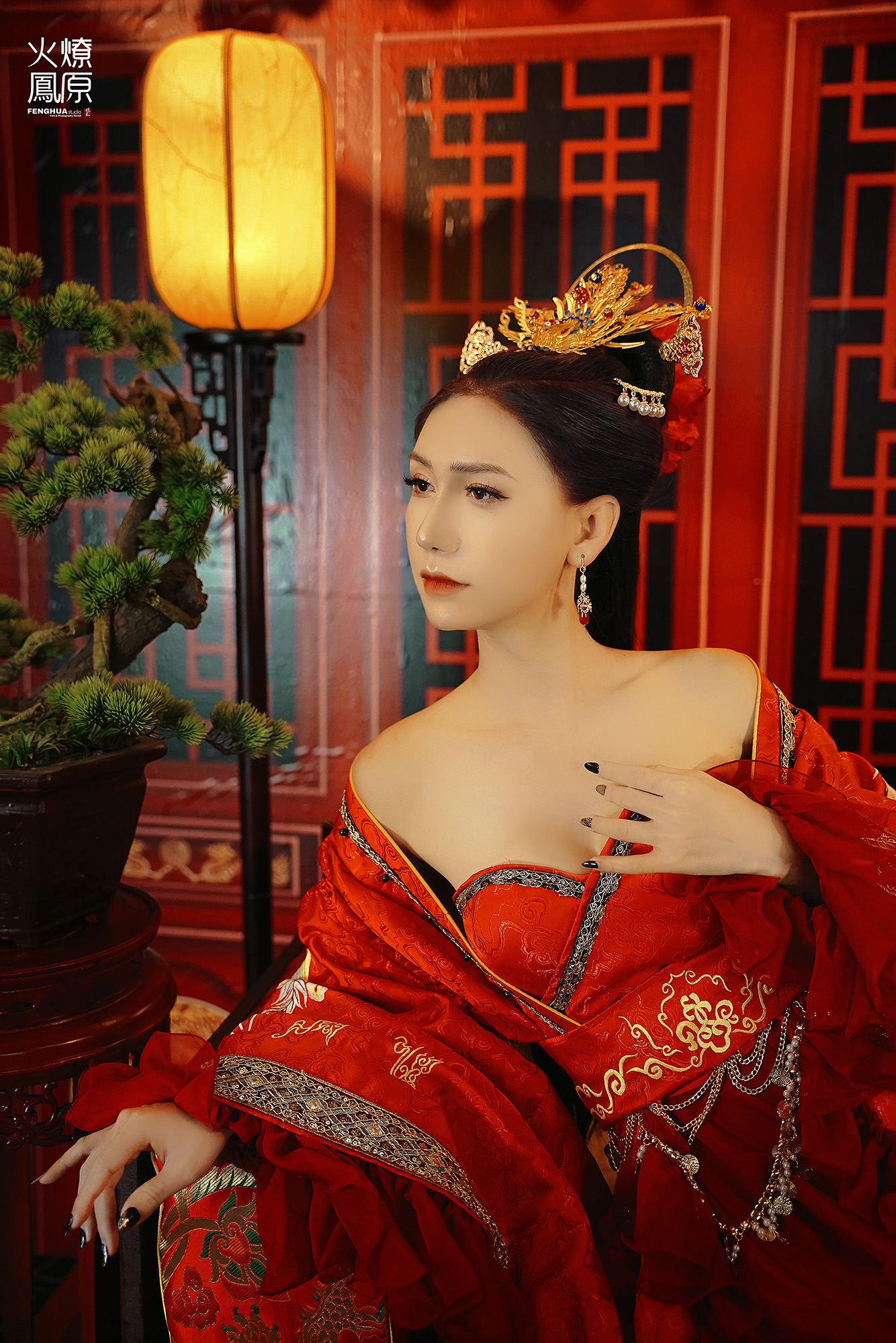Hoạ Long Như Ảnh, Hoả Phụng Liêu Nguyên