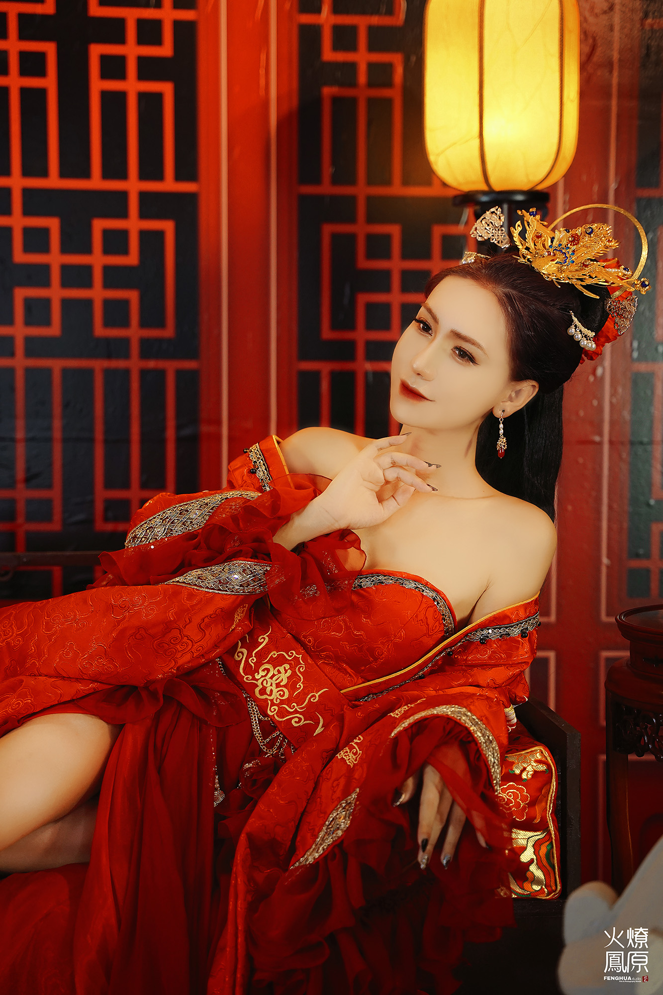 Hoạ Long Như Ảnh, Hoả Phụng Liêu Nguyên