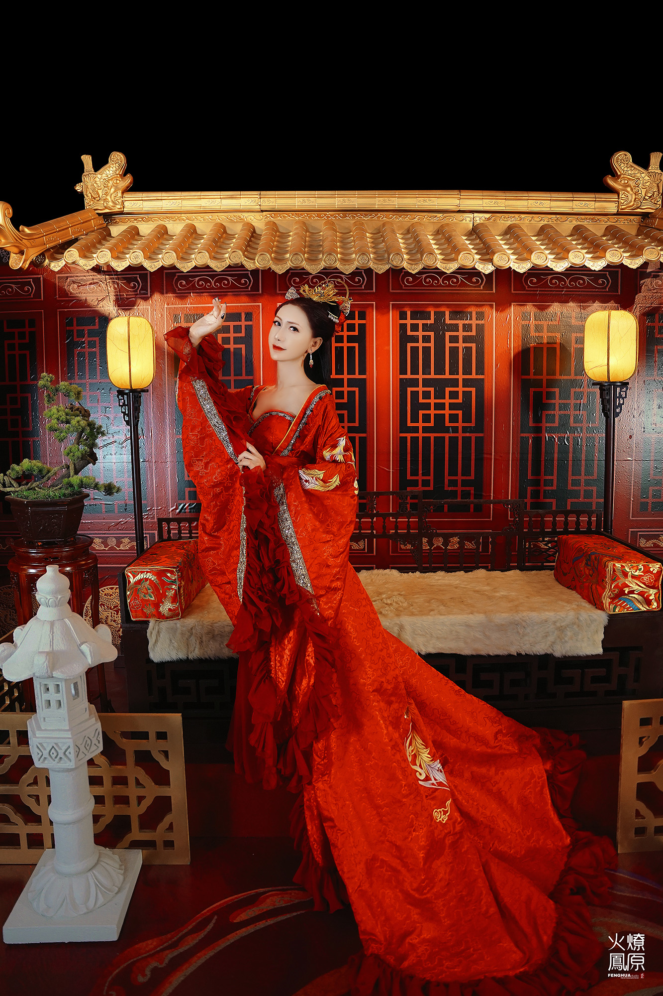 Hoạ Long Như Ảnh, Hoả Phụng Liêu Nguyên