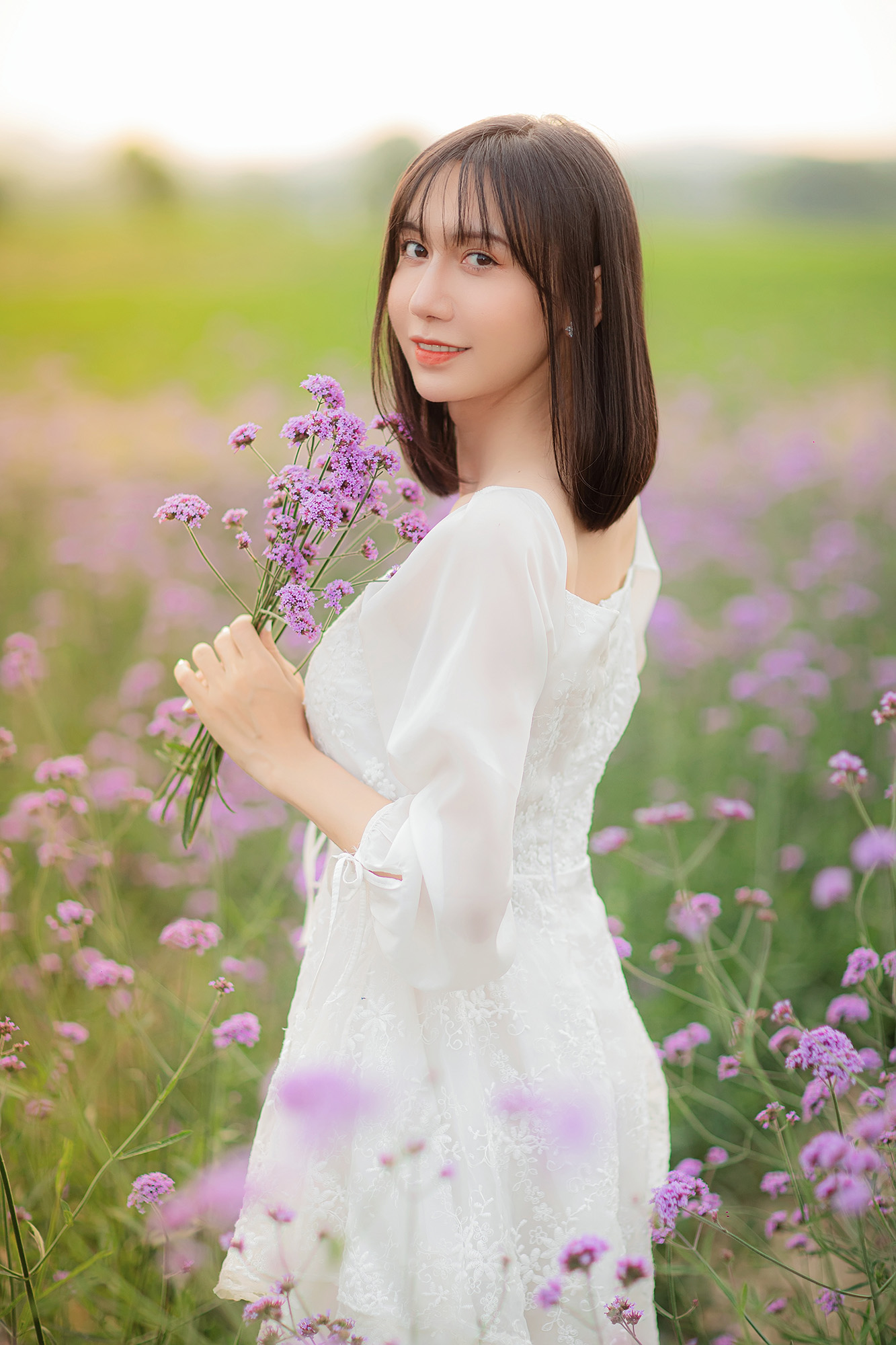 Hoàng Hôn Và Linh