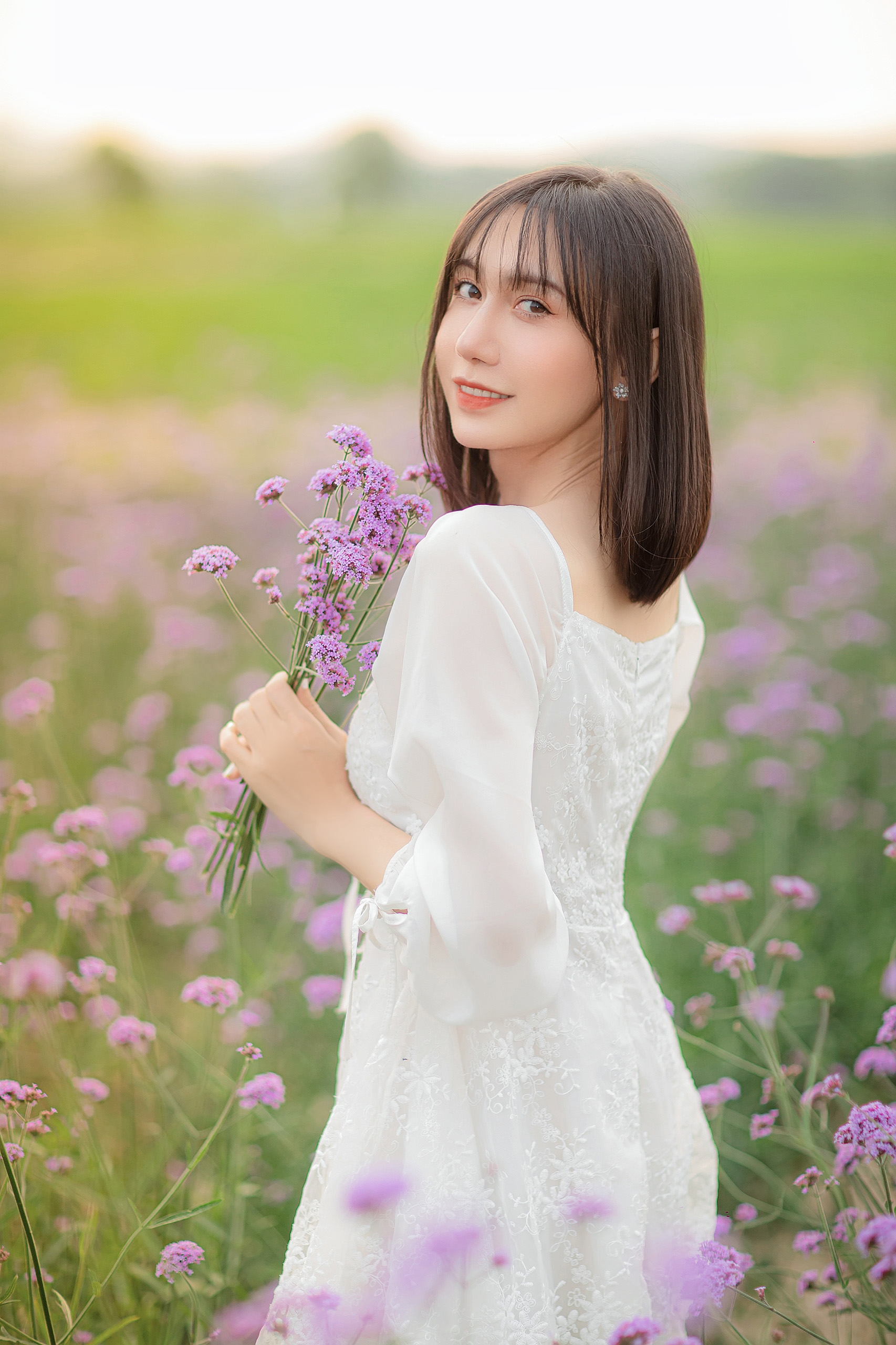Hoàng Hôn Và Linh