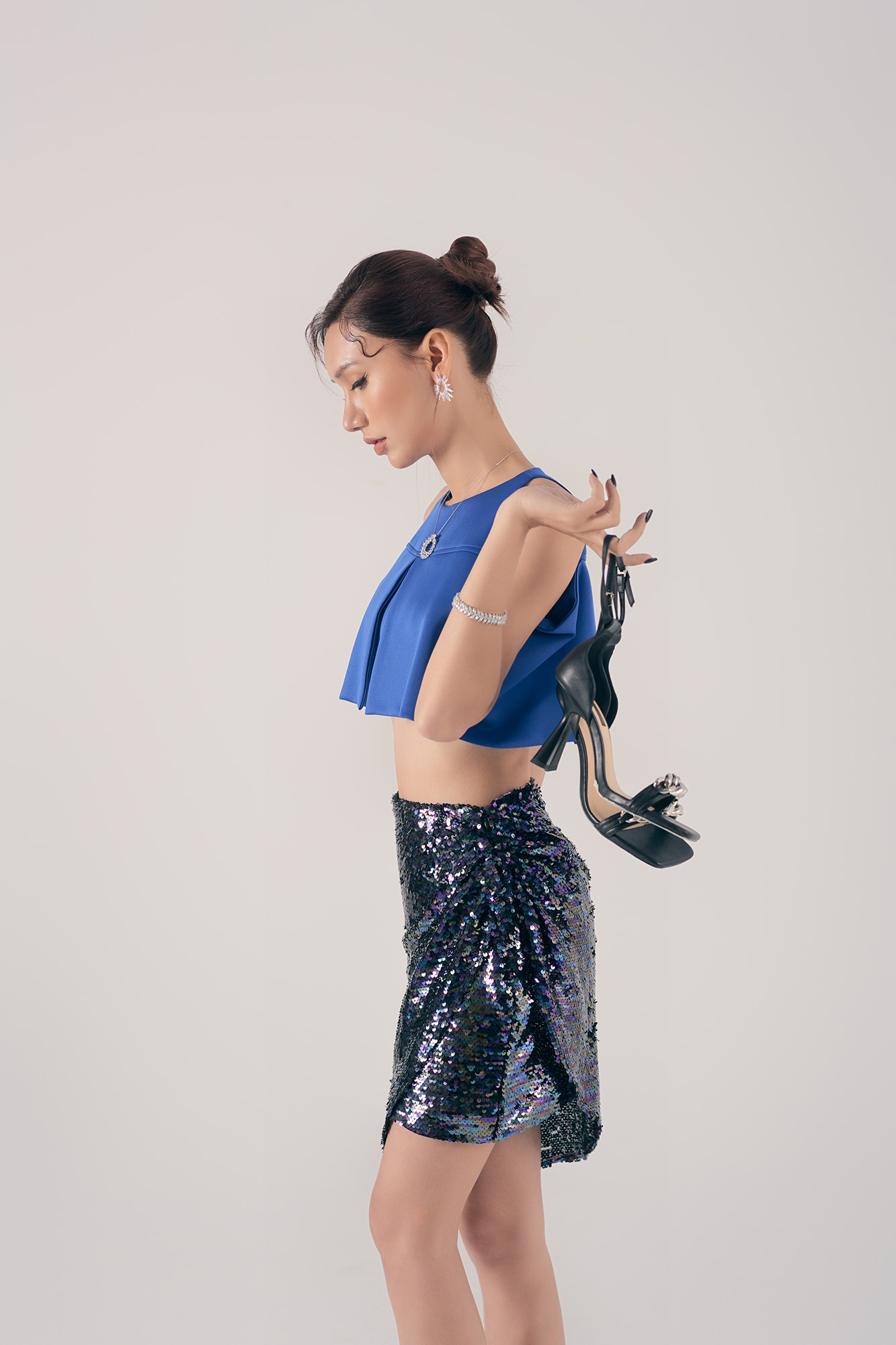 Thanh Lịch, Hiện Đại
