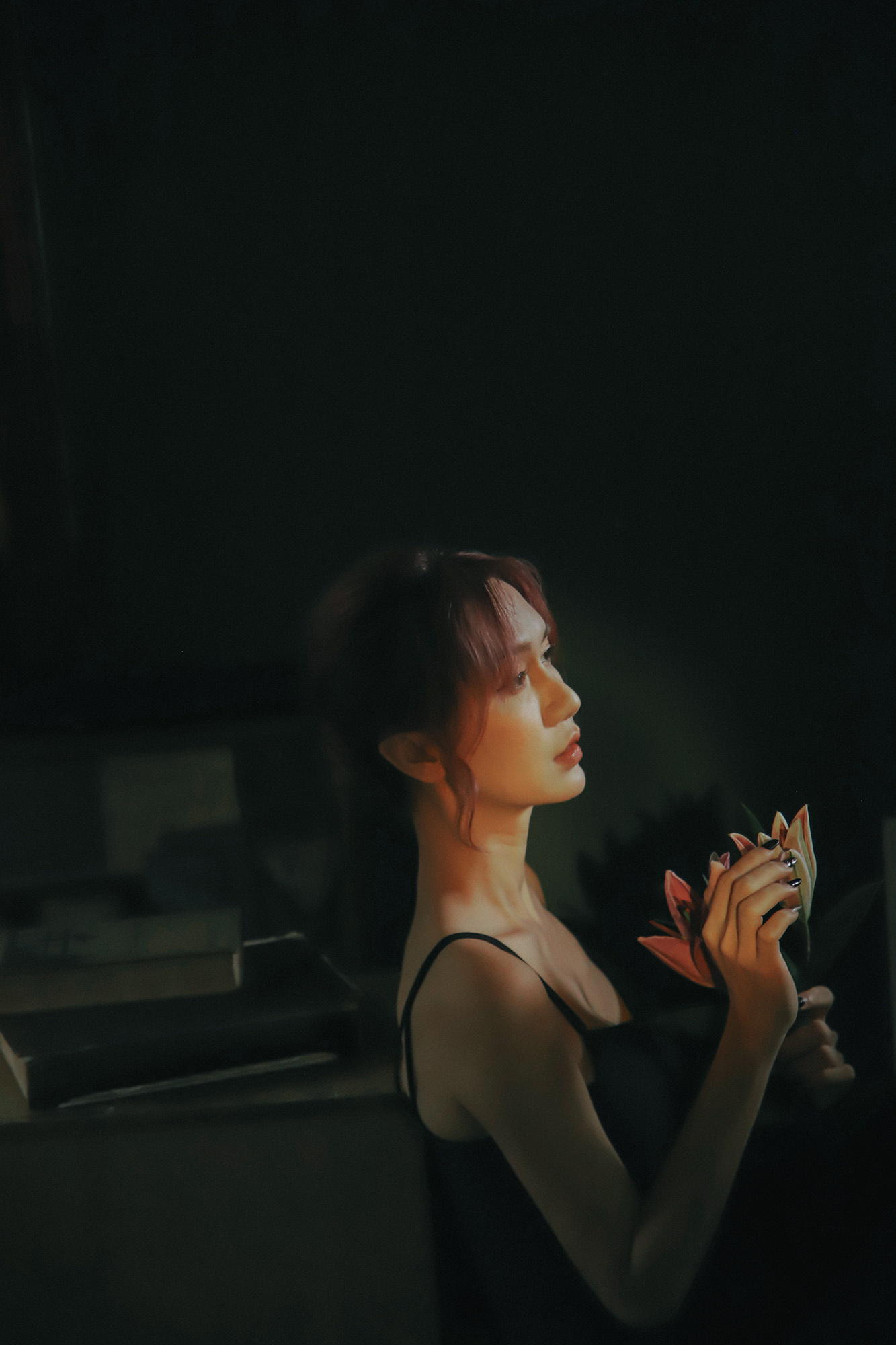 Thiếu Nữ U Buồn
