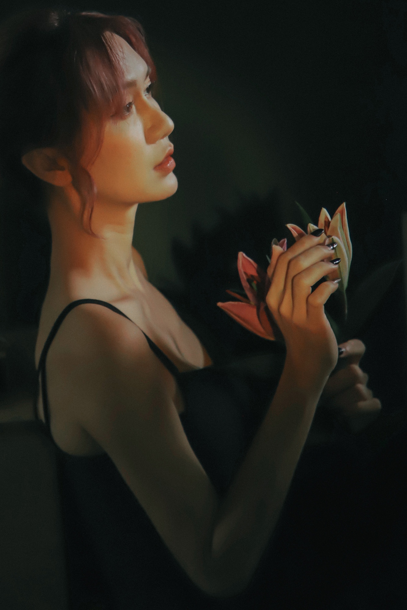 Thiếu Nữ U Buồn