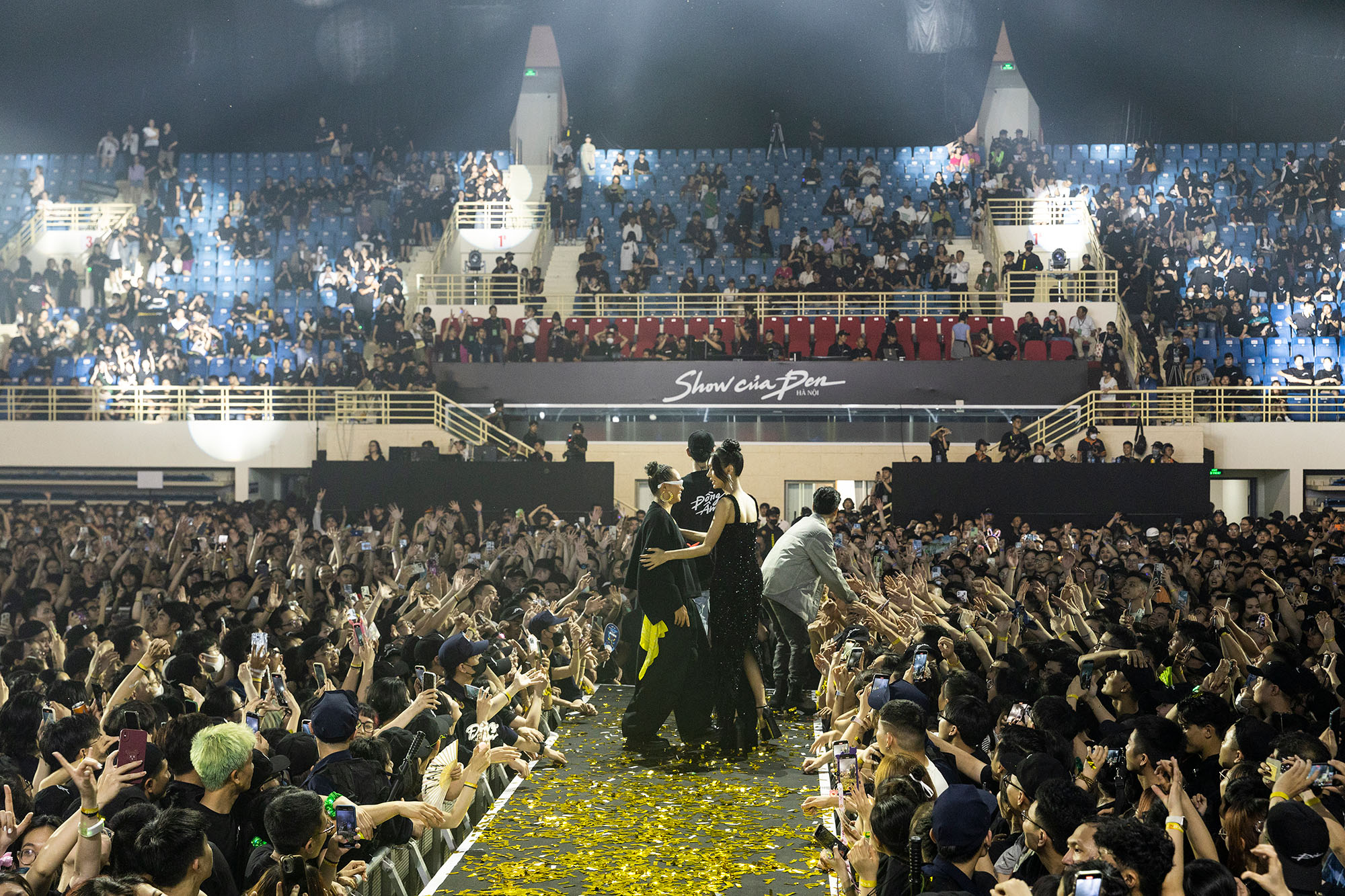 Lynk Lee In Show Của Đen