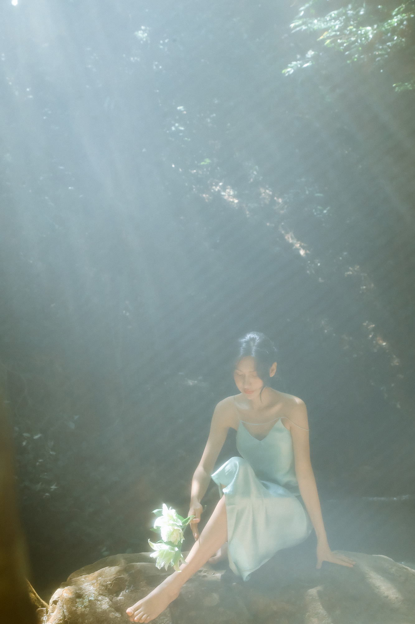 Nàng Thơ Bên Bờ Suối