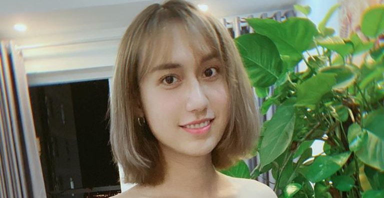 Lynk Lee lần đầu diện váy khoe vai trần cực nữ tính: Dễ thương, xinh xắn chẳng khác thiếu nữ đôi mươi!