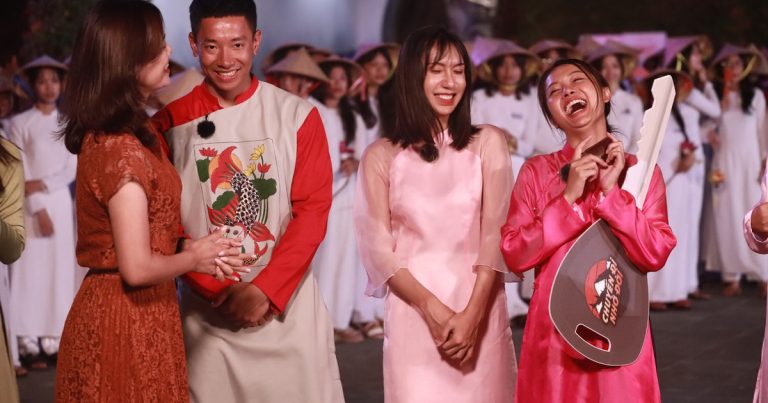 Lynk Lee, Phú Cường, Nguyên Yunie nhận ô tô khi về đích ‘Chuyến đi nhớ đời’