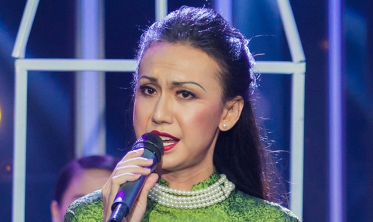 Lynk Lee đóng giả danh ca Khánh Ly