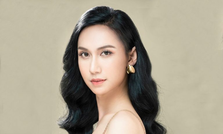 Lynk Lee 30 năm đấu tranh làm con gái